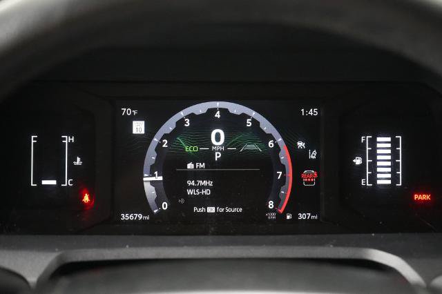 Used 2025 Toyota 4Runner SR5 AWD/4WD image 17