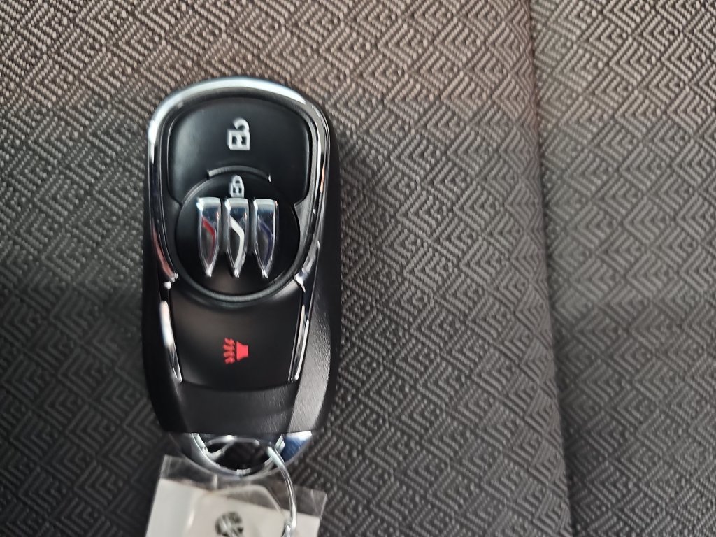 Used 2024 Buick Encore GX Preferred FWD image 40