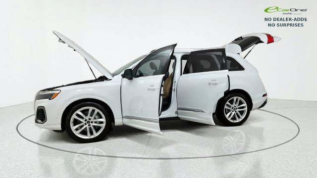 Used 2025 Audi Q7 3.0T Premium Plus w/ Premium Plus Package AWD/4WD image 15
