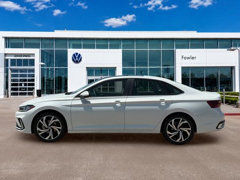 New 2026 Volkswagen Jetta SEL FWD image 8