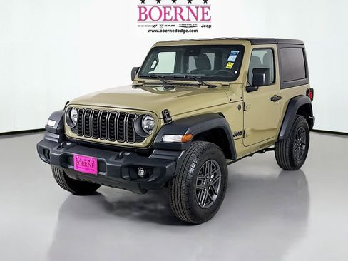 Used 2025 Jeep Wrangler Sport image 3