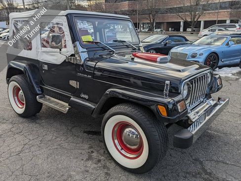 Used 2002 Jeep Wrangler Sahara AWD/4WD image 6