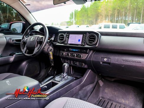 Used 2022 Toyota Tacoma SR image 12