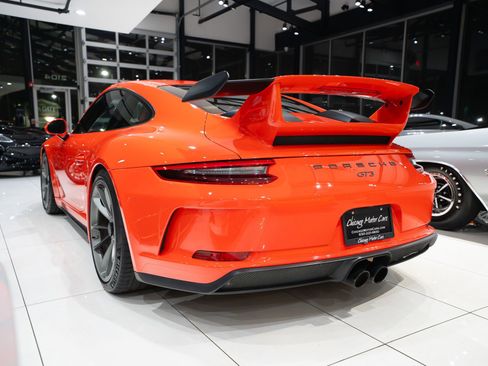 Used 2018 Porsche 911 GT3 RWD image 34