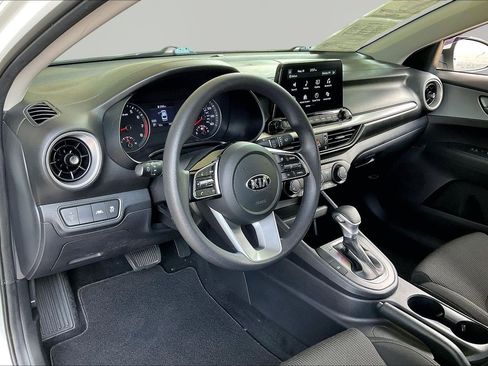 Used 2020 Kia Forte LXS FWD image 15