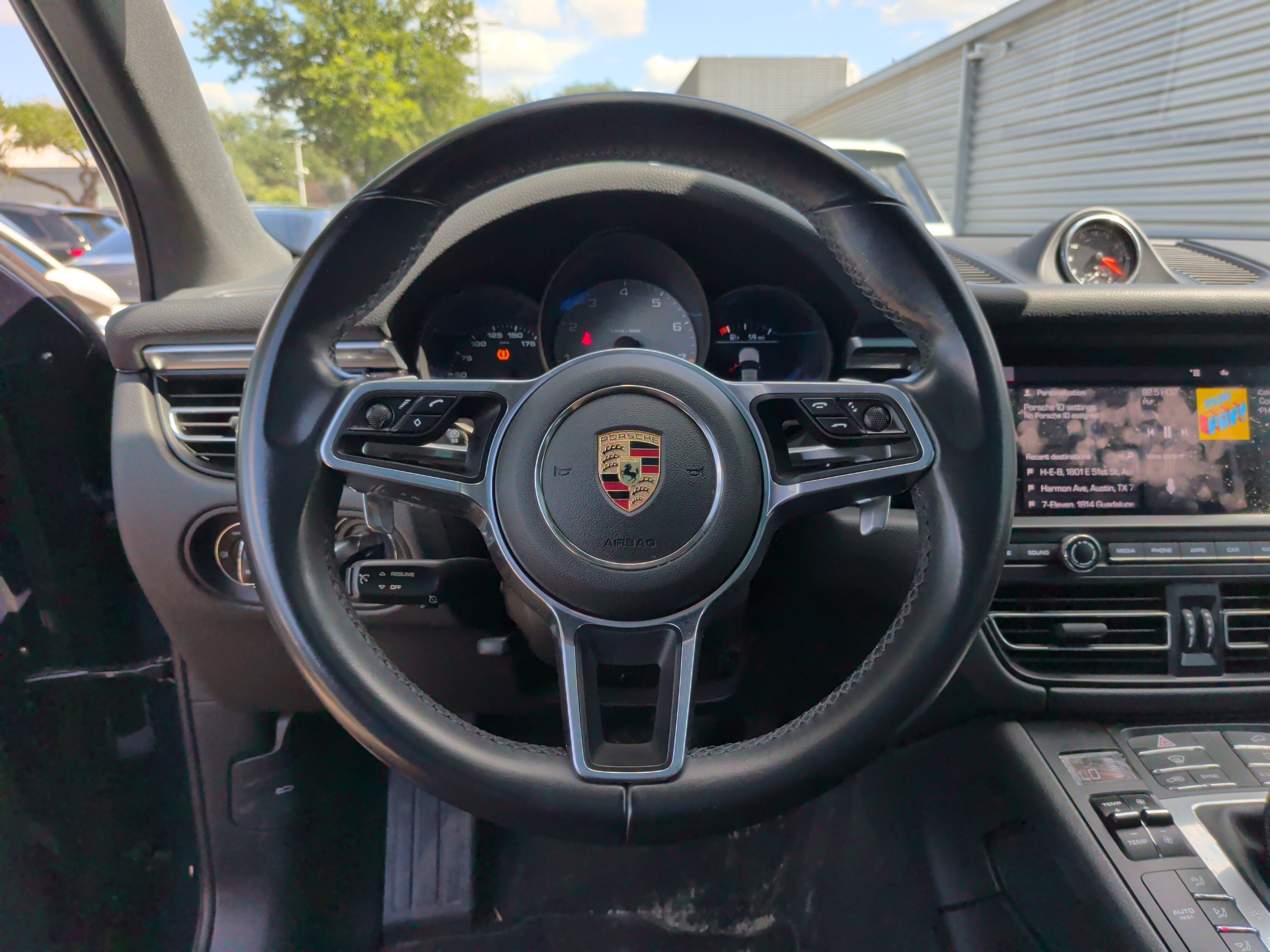 Used 2021 Porsche Macan S AWD/4WD image 17