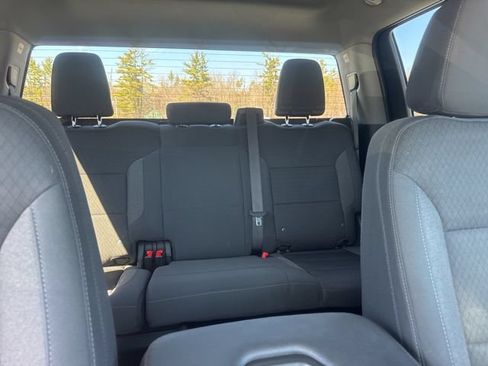 Used 2023 Chevrolet Silverado 1500 LT AWD/4WD image 38