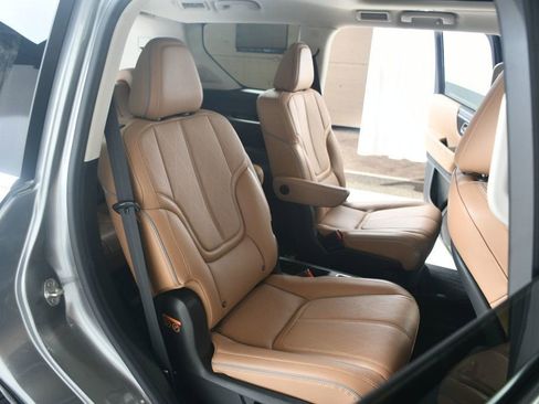 Used 2025 INFINITI QX80 Sensory image 35