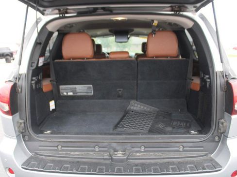 Used 2020 Toyota Sequoia Platinum image 7
