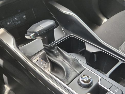 New 2026 Kia Sorento LX FWD image 15
