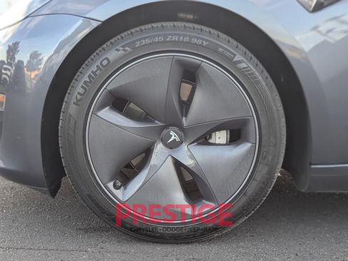 Used 2018 Tesla Model 3 Long Range AWD/4WD image 13