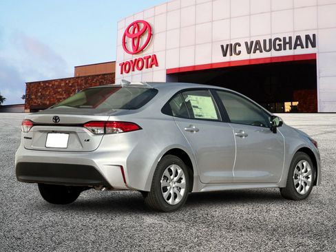 New 2026 Toyota Corolla LE FWD image 5