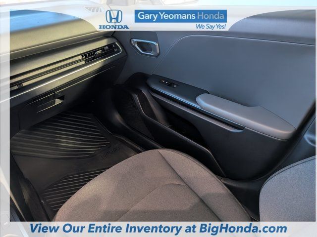 Used 2025 Kia K4 FWD image 17