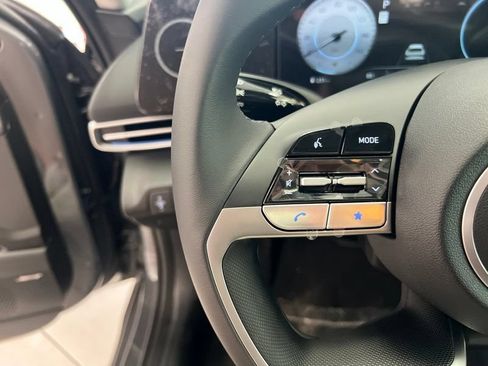 New 2026 Hyundai Elantra Limited FWD image 23