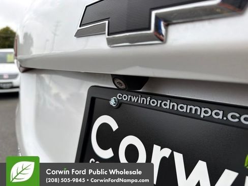Used 2019 Chevrolet Equinox Premier AWD/4WD image 11