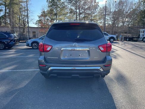 Used 2020 Nissan Pathfinder S AWD/4WD image 6