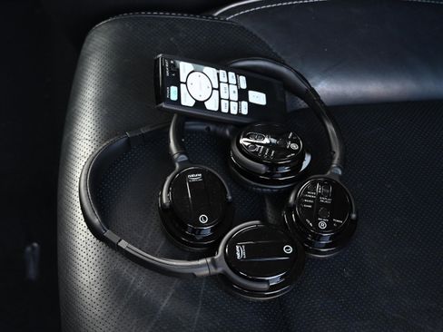 Used 2018 INFINITI QX80 2WD w/ Driver Assistance Package image 31