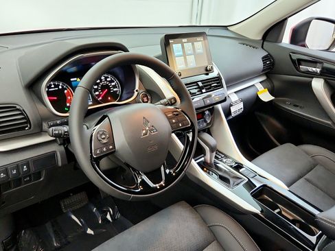 Used 2025 Mitsubishi Eclipse Cross SE AWD/4WD image 19