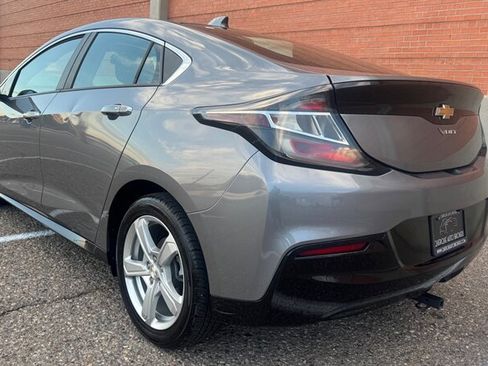 Used 2018 Chevrolet Volt LT FWD image 10