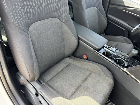 Used 2025 Toyota Camry LE FWD image 8