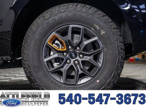 New 2026 Ford Expedition Tremor image 23