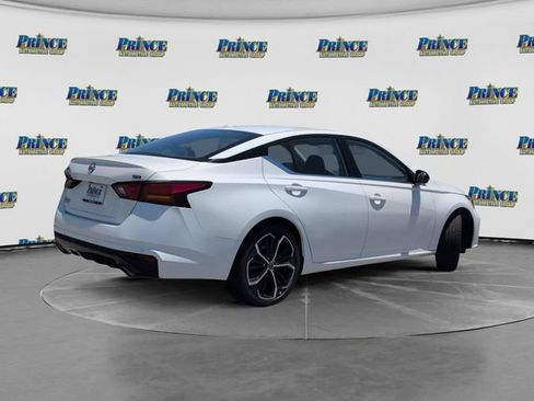 Used 2025 Nissan Altima 2.5 SR FWD image 6
