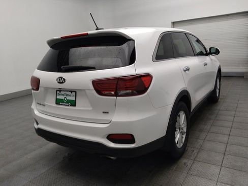 Used 2019 Kia Sorento AWD image 9
