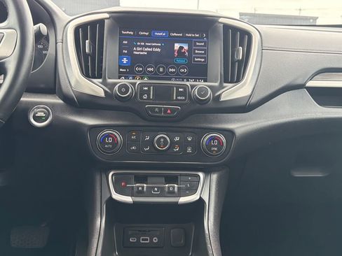 Certified 2024 GMC Terrain SLT AWD/4WD image 22