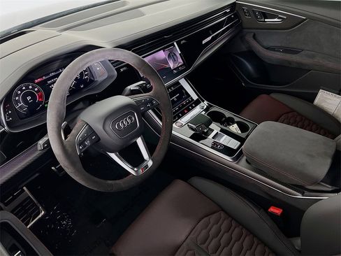 New 2026 Audi RS Q8 performance image 9