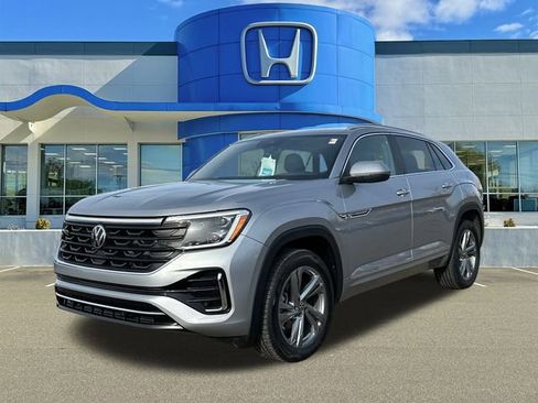 Used 2024 Volkswagen Atlas Cross Sport SEL R-Line image 5