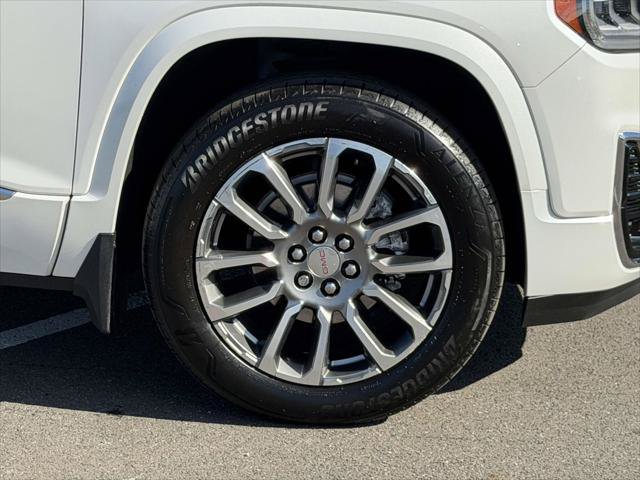 Used 2022 GMC Acadia Denali w/ Denali Technology Package AWD/4WD image 10