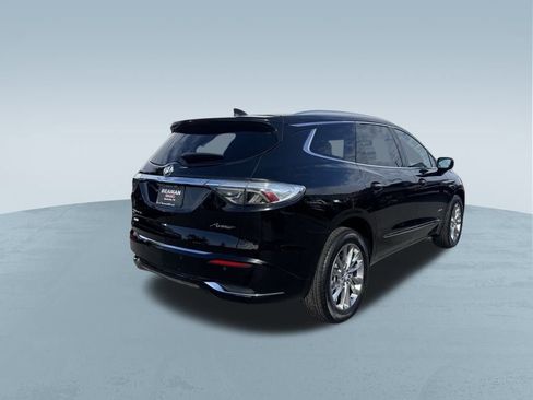 Used 2023 Buick Enclave Avenir w/ Avenir Technology Package image 8