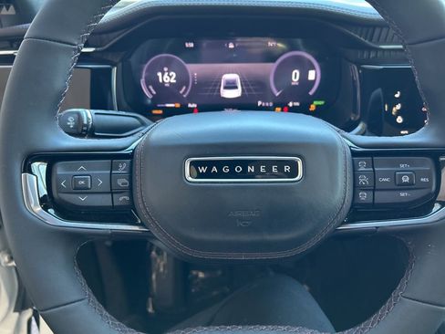 Used 2024 Jeep Wagoneer Launch Edition image 57