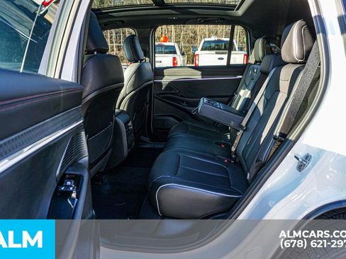 Used 2025 Jeep Wagoneer S Limited image 21