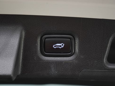 Used 2020 Hyundai Santa Fe SEL image 16