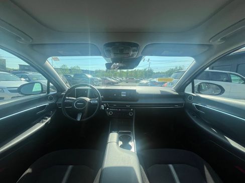 Used 2024 Hyundai Sonata SEL w/ Convenience Package FWD image 17