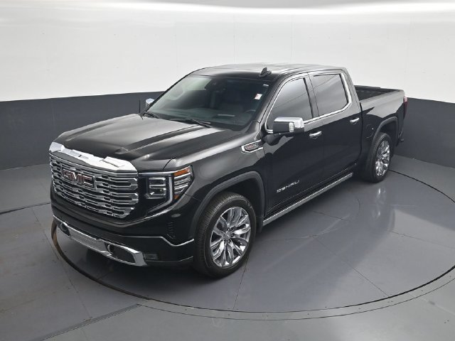 Used 2024 GMC Sierra 1500 Denali AWD/4WD image 13