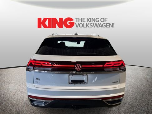 New 2025 Volkswagen Atlas Cross Sport SEL image 4