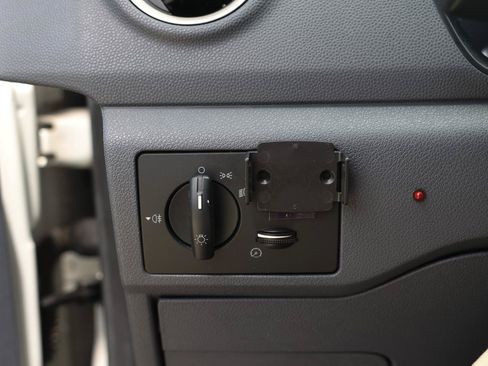 Used 2011 Ford Transit Connect XL FWD image 34