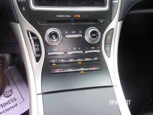 Used 2018 Lincoln MKX Premiere FWD image 19