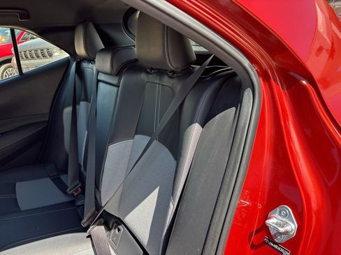 Used 2019 Toyota Corolla XSE image 17