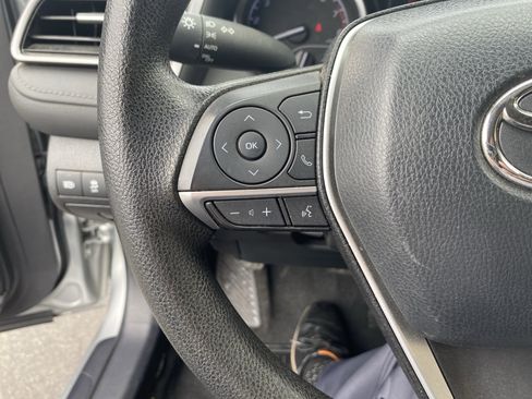 Used 2023 Toyota Camry LE FWD image 6