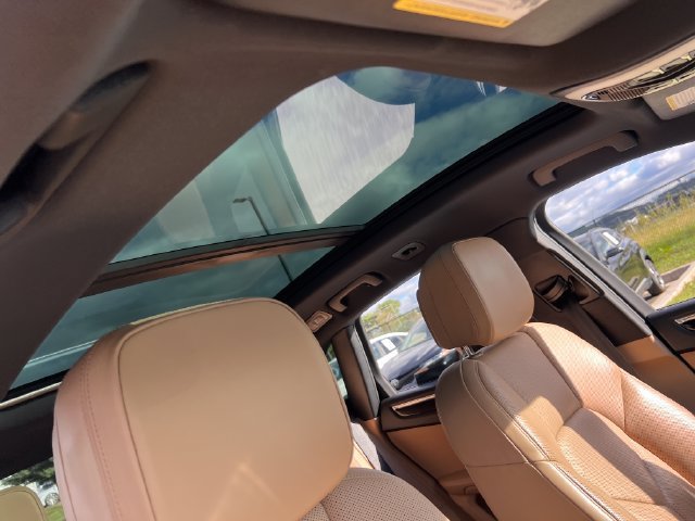 Used 2019 Porsche Macan AWD/4WD image 32