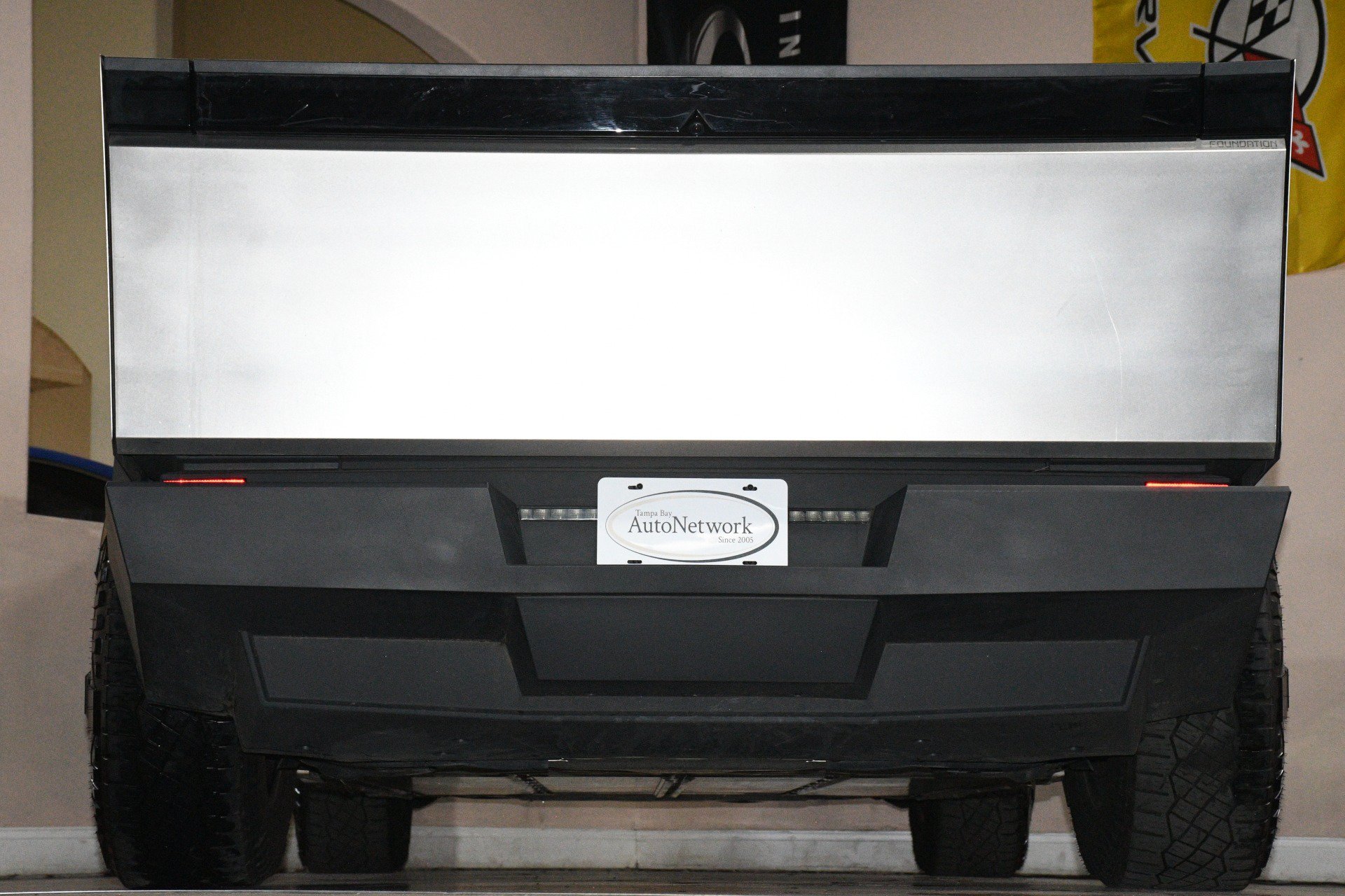 Used 2024 Tesla Cybertruck AWD Crew Cab image 82
