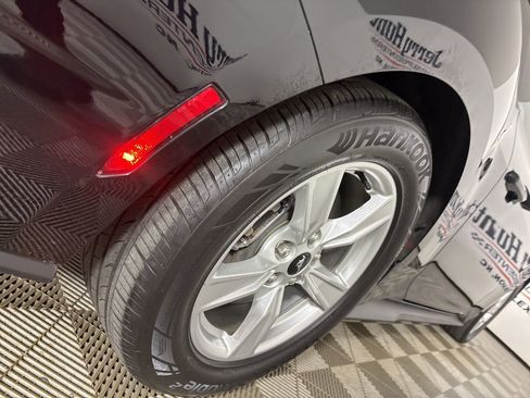 Used 2024 Ford Mustang Coupe image 26