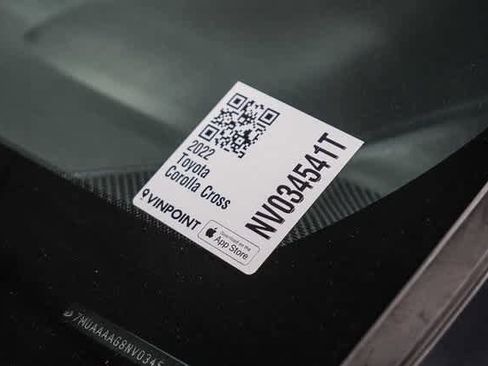 Certified 2022 Toyota Corolla Cross L image 30