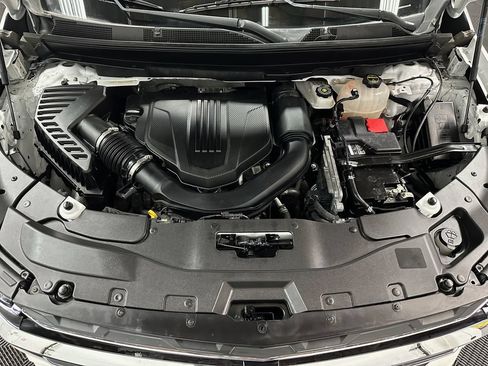 Used 2025 Chevrolet Traverse RS w/ LPO, Floor Liner Package AWD/4WD image 37