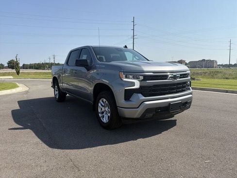 Used 2026 Chevrolet Silverado 1500 RST AWD/4WD image 7