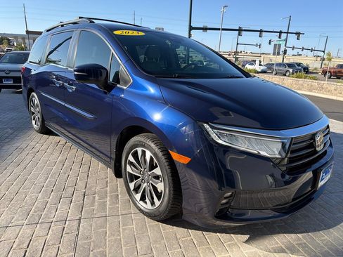 Used 2023 Honda Odyssey EX-L image 7