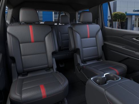 New 2027 Chevrolet Traverse RS AWD/4WD image 18